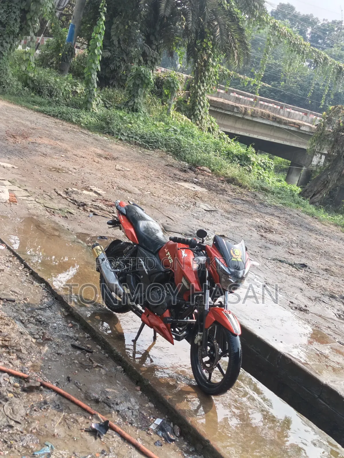 TVS Apache RTR 160 2v Refresh X-connect 2020 Red