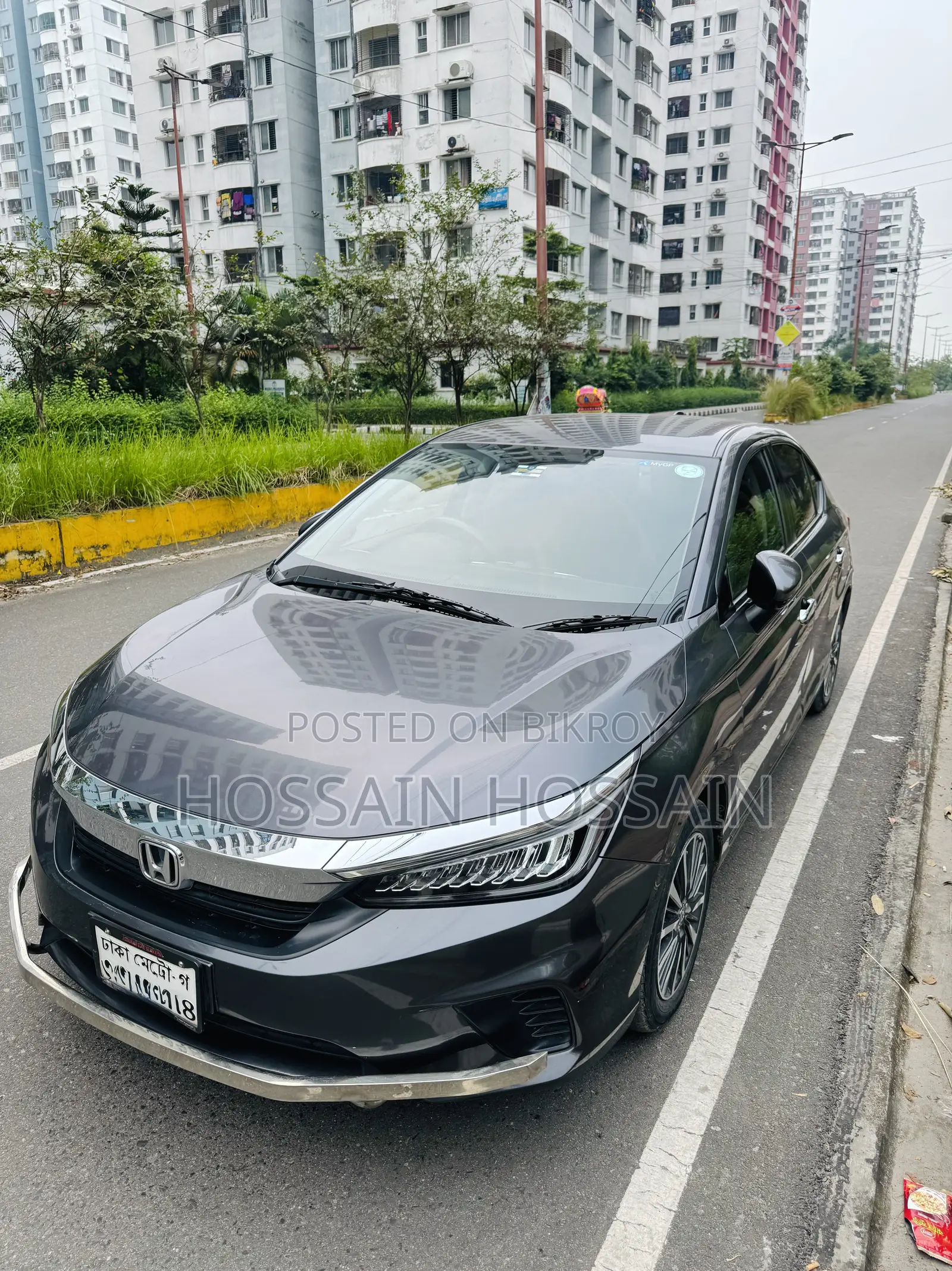 হোন্ডা সিটি ২০২১ গ্রে