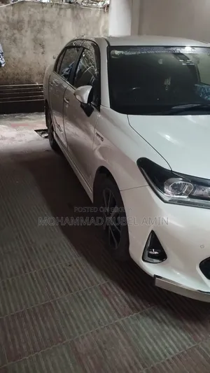 Toyota Axio 1.5 Hybrid G Two Wheel Drive 2019 White