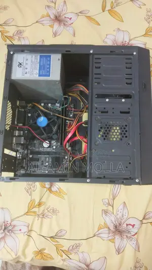 Desktop Computer Gigabyte GB-BACE-3010 8GB Intel Core i3 SSD 4T