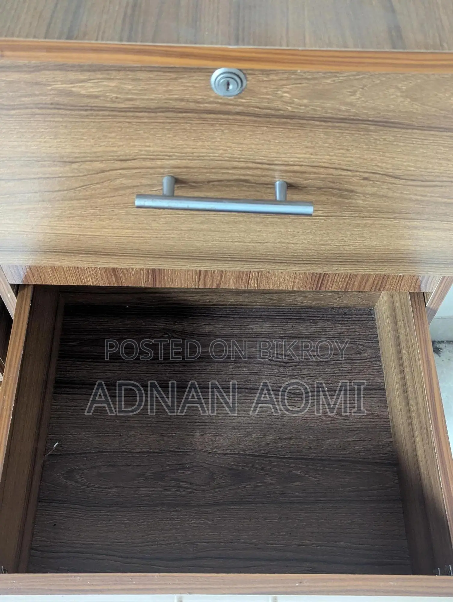 Wooden 4 Drawer Filing Cabinet / Office Storage Cabinet (Used)