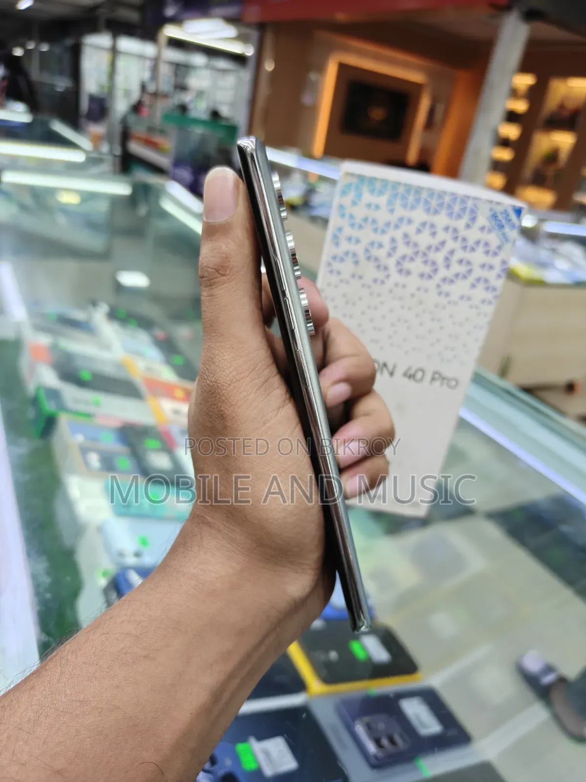 টেকনো ক্যামন ৪০ প্রো ৪জি ২৫৬ জিবি ব্রোঞ্জ