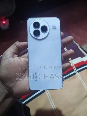 নতুন শাওমি সিভী ৫ প্রো ২৫৬ জিবি সাদা