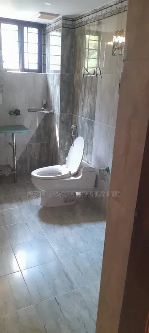 গুলশানে ৪ বেডরুমের অ্যাপার্টমেন্ট বিক্রয়