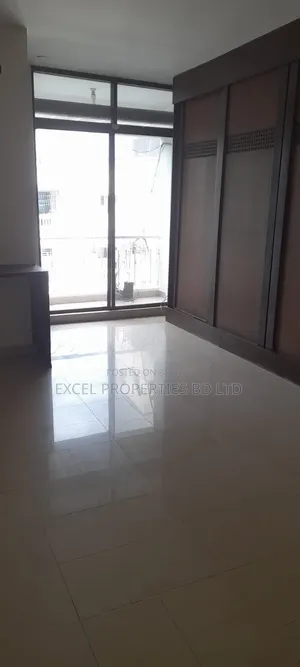 গুলশানে ৪ বেডরুমের অ্যাপার্টমেন্ট বিক্রয়