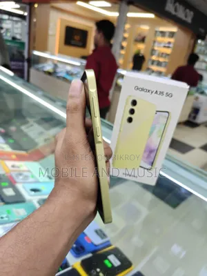 Samsung Galaxy A35 128 GB Yellow