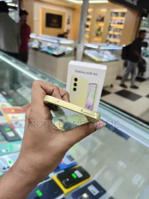 Samsung Galaxy A35 128 GB Yellow