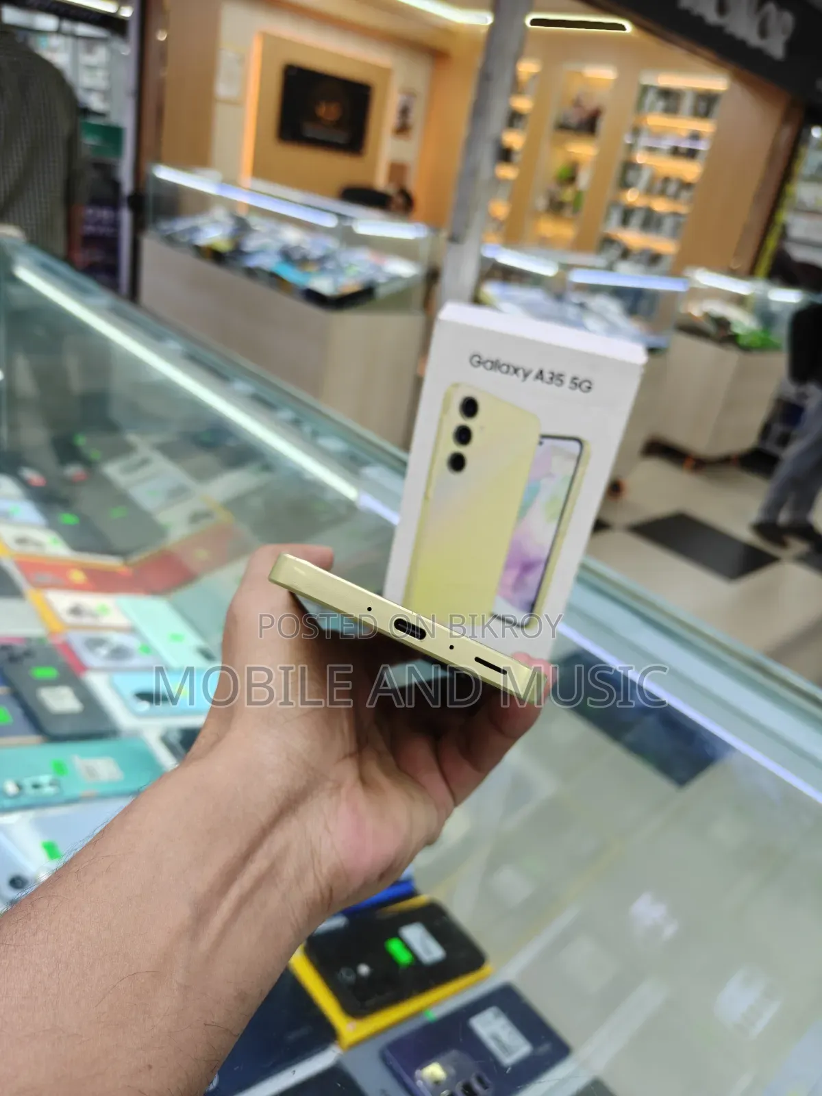 Samsung Galaxy A35 128 GB Yellow