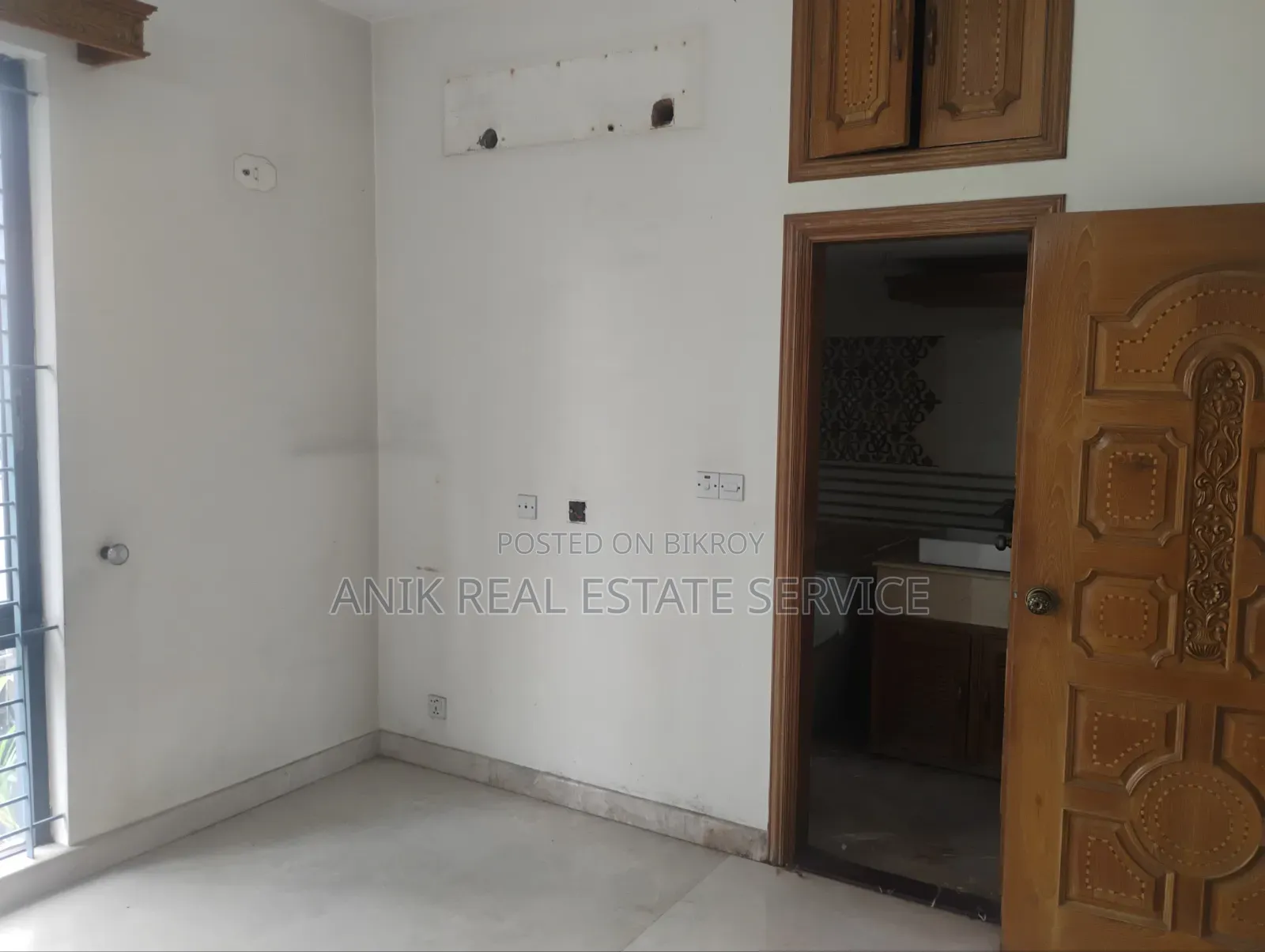 গুলশানের অনিক রিয়েল এস্টেটে ৩ বেডরুমের অ্যাপার্টমেন্ট বিক্রয়ের জন্য