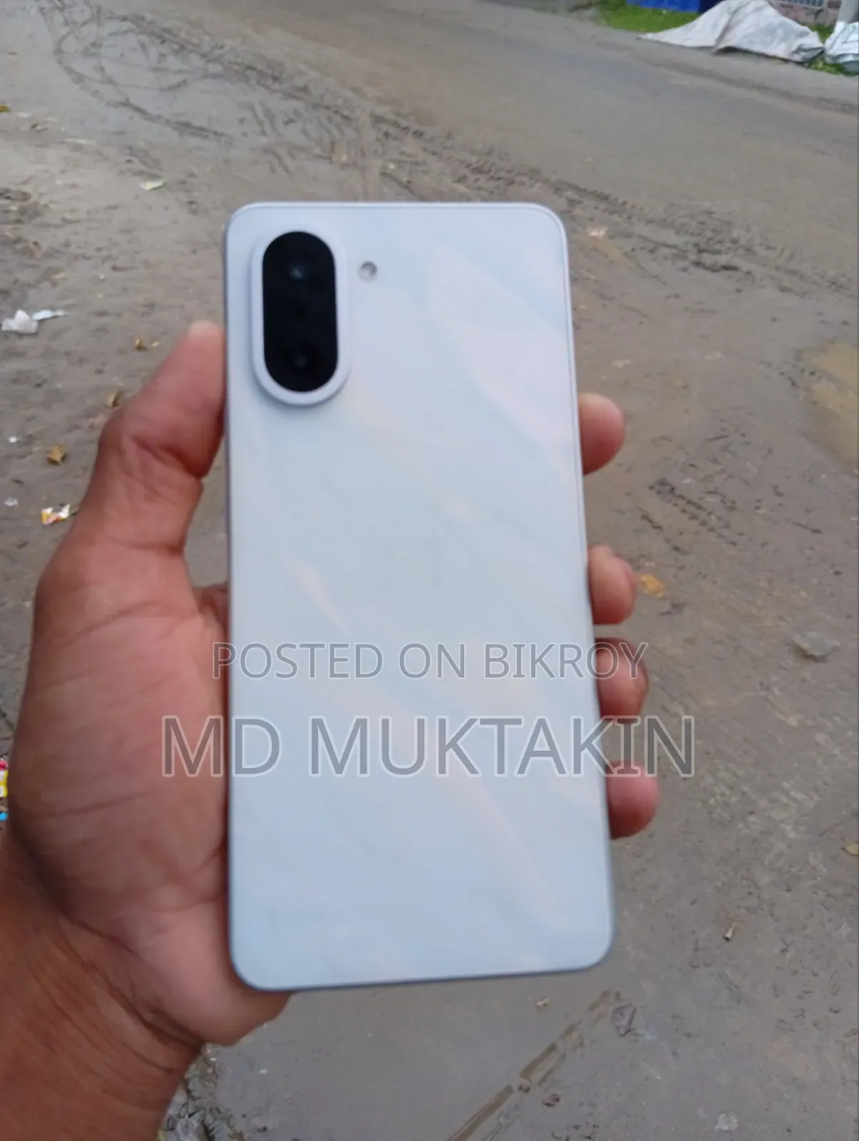 ওয়ানপ্লাস নর্ড সিই ৫জি ২৫৬ জিবি হোয়াইট