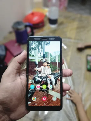 স্যামসাং গ্যালাক্সি এ৭ ১২৮ জিবি ব্ল্যাক