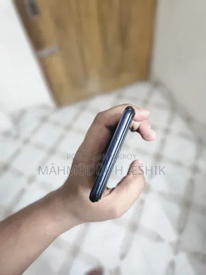 স্যামসাং গ্যালাক্সি এ৭ ১২৮ জিবি ব্ল্যাক