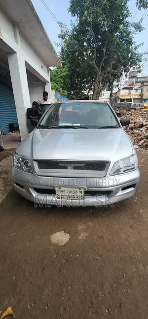 Mitsubishi Lancer 2002 Silver
