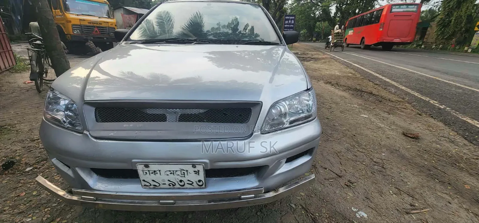 মিতসুবিশি ল্যান্সার ২০০২ সিলভার