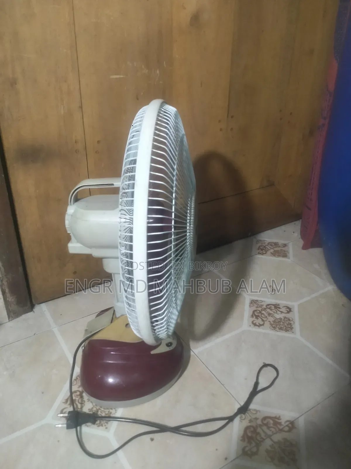 ডিফেন্ডার চার্জার ফ্যান ১২ ইঞ্চি