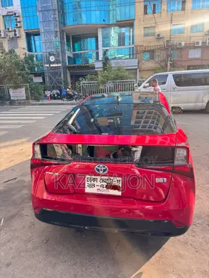 New Toyota Prius 2021 Red