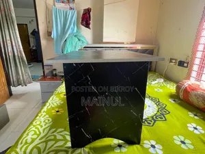 সুন্দর ডিজাইনের কাঠের ল্যাপটপ/পড়ার টেবিল (ফ্রেশ কন্ডিশন)