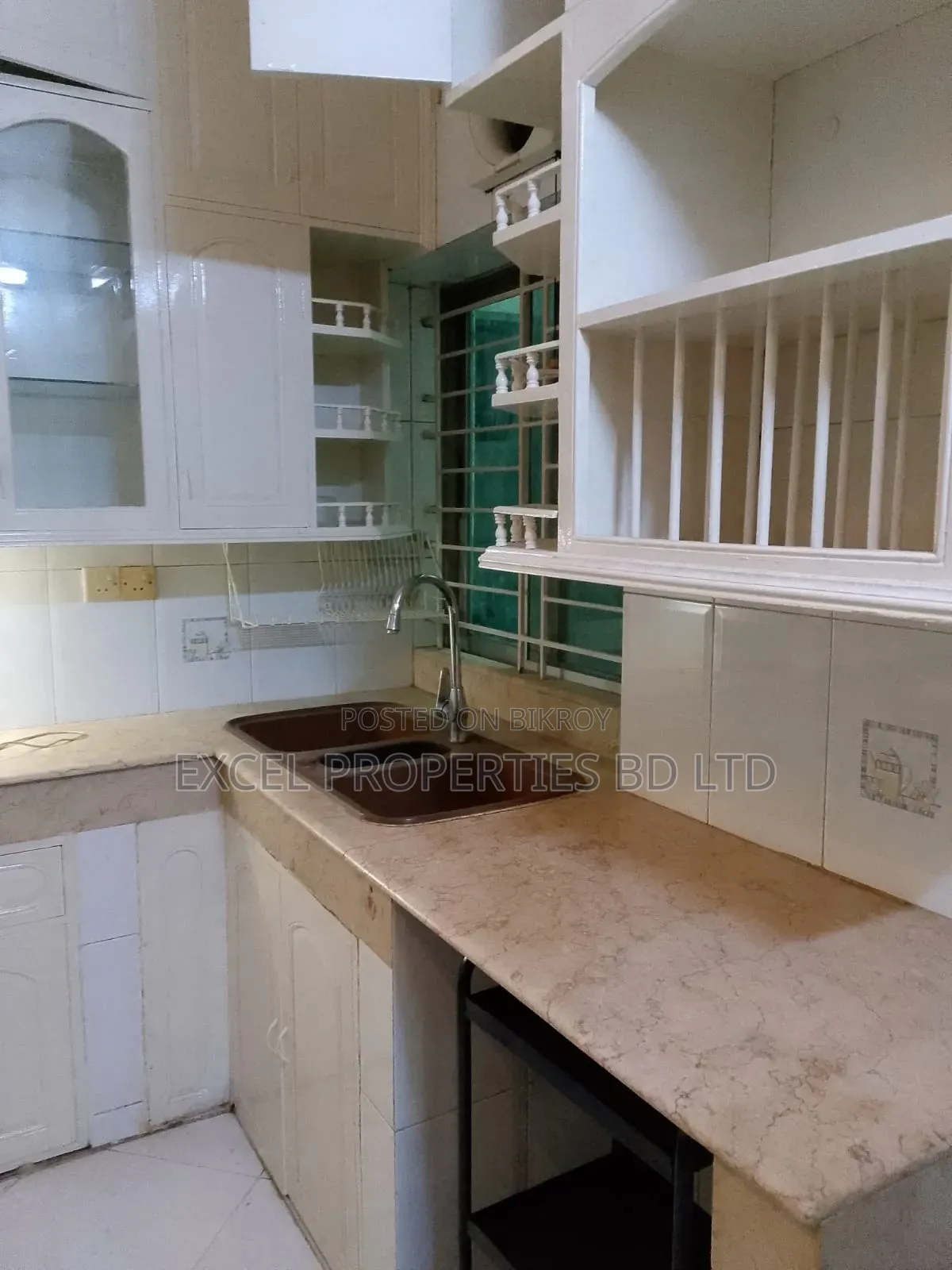 গুলশানে ৩ বেডরুমের অ্যাপার্টমেন্ট বিক্রয়