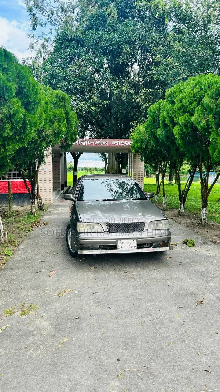 টয়োটা ভিস্তা ১৯৯৮ গ্রে
