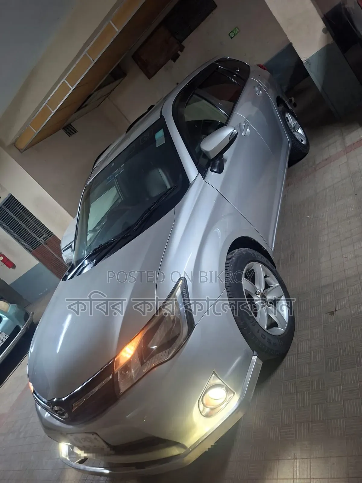Toyota Corolla Fielder 2012 Silver