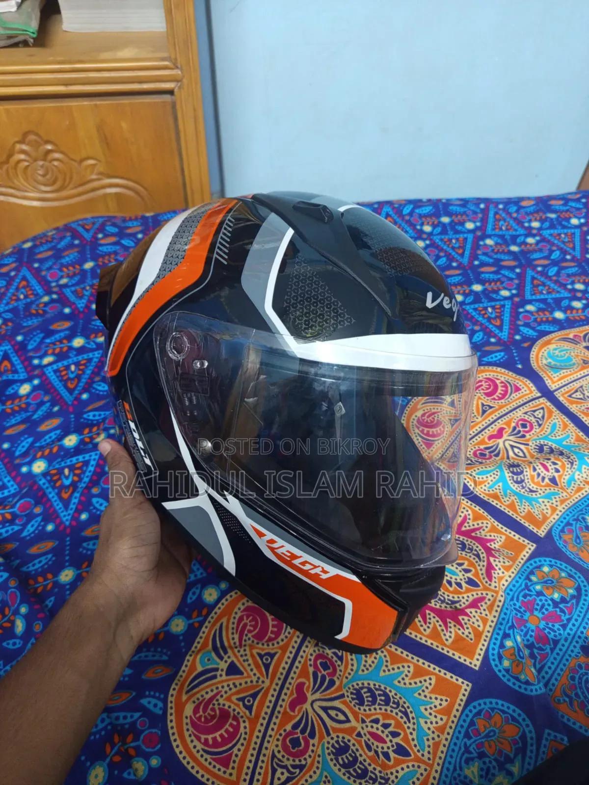 Vega Bolt Helmet. Only 15 Days Used.