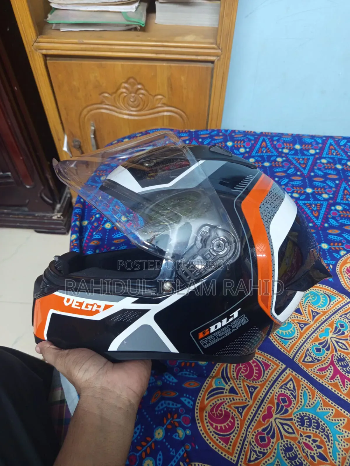 Vega Bolt Helmet. Only 15 Days Used.