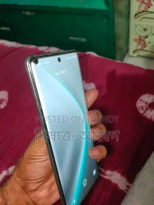 Tecno Pova Curve 256 GB
