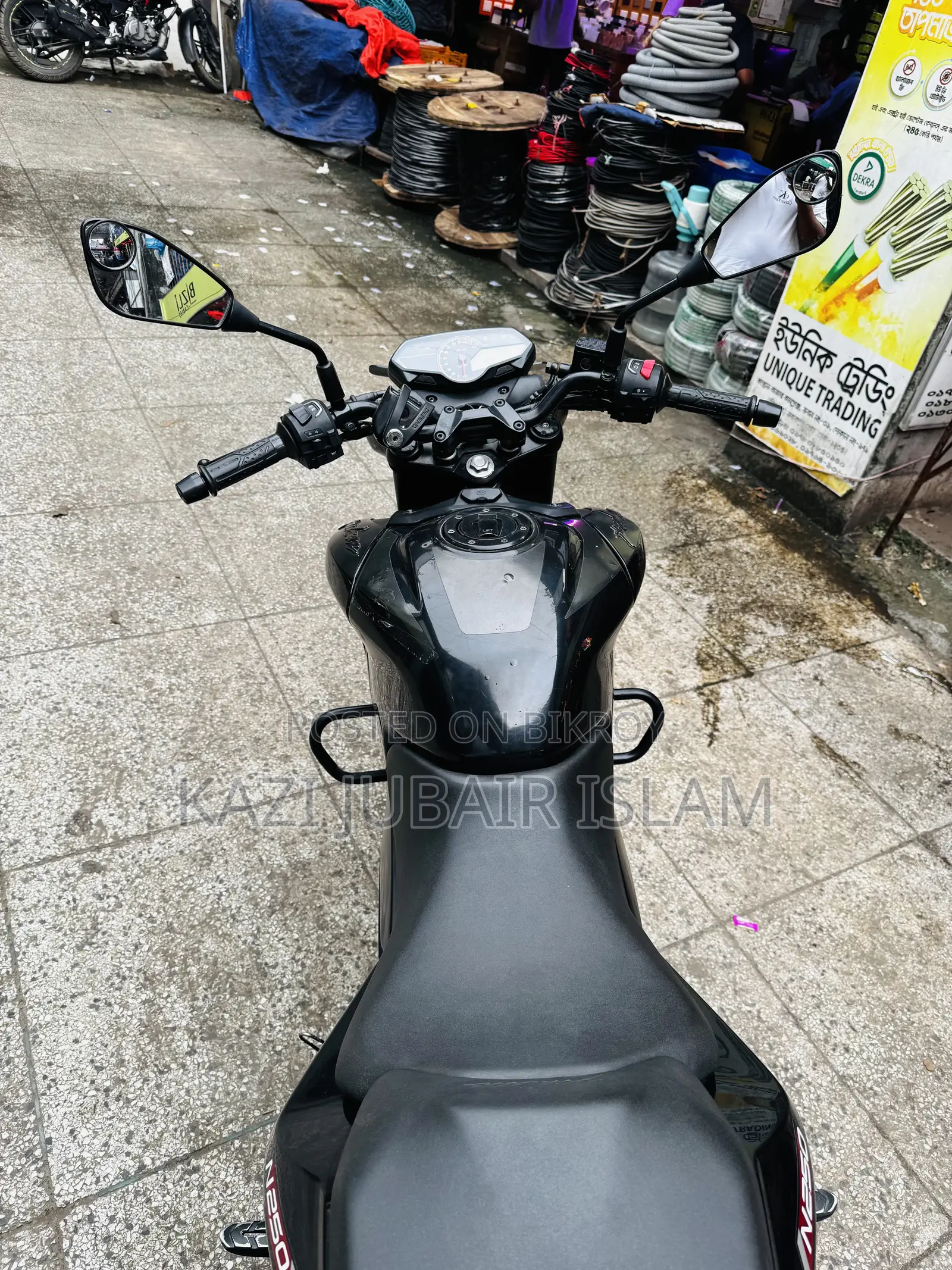Bajaj Pulsar N250 2023 Black