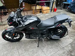 Bajaj Pulsar N250 2023 Black
