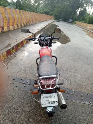 Bajaj CT 100 2016 Red