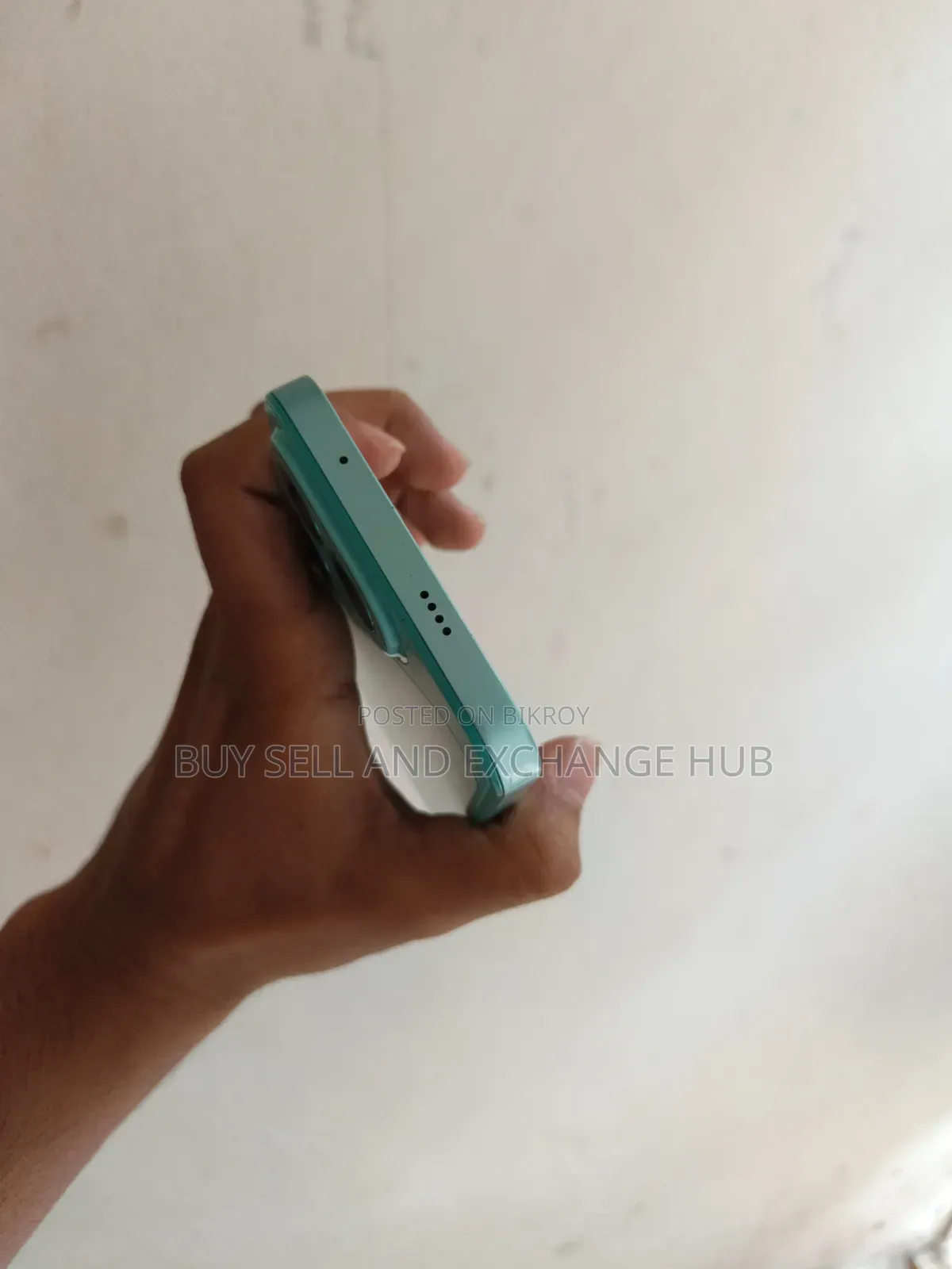 টেকনো পোভা ৭ প্রো ৫জি ২৫৬ জিবি ব্লু
