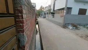 রাজশাহীর বোয়ালিয়ার বালিয়াপুকুরে ৩ রুমের সাজানো বাড়ি বিক্রয়ের জন্য