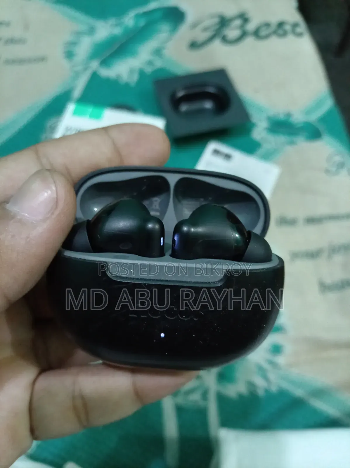 হোকো ইকিউ২৪ টিডব্লিউএস