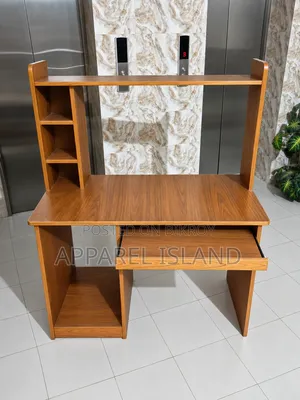 Reading and Computer Table With Side Almira