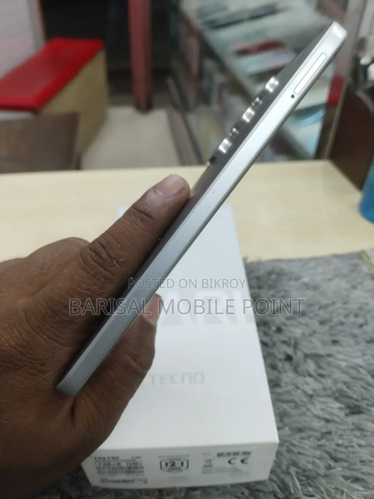 Tecno Spark 40 Pro 128 GB Silver