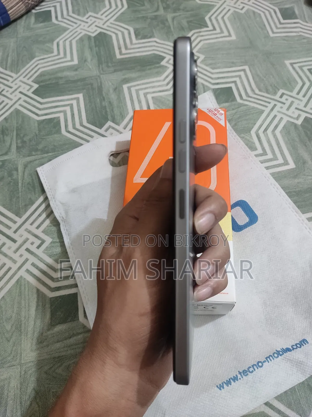 নতুন টেকনো স্পার্ক ৪০ ১২৮ জিবি সিলভার