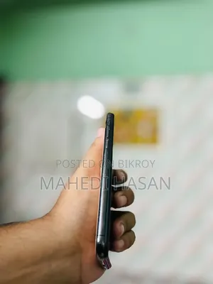 অ্যাপল আইফোন এক্স ৬৪ জিবি ব্ল্যাক