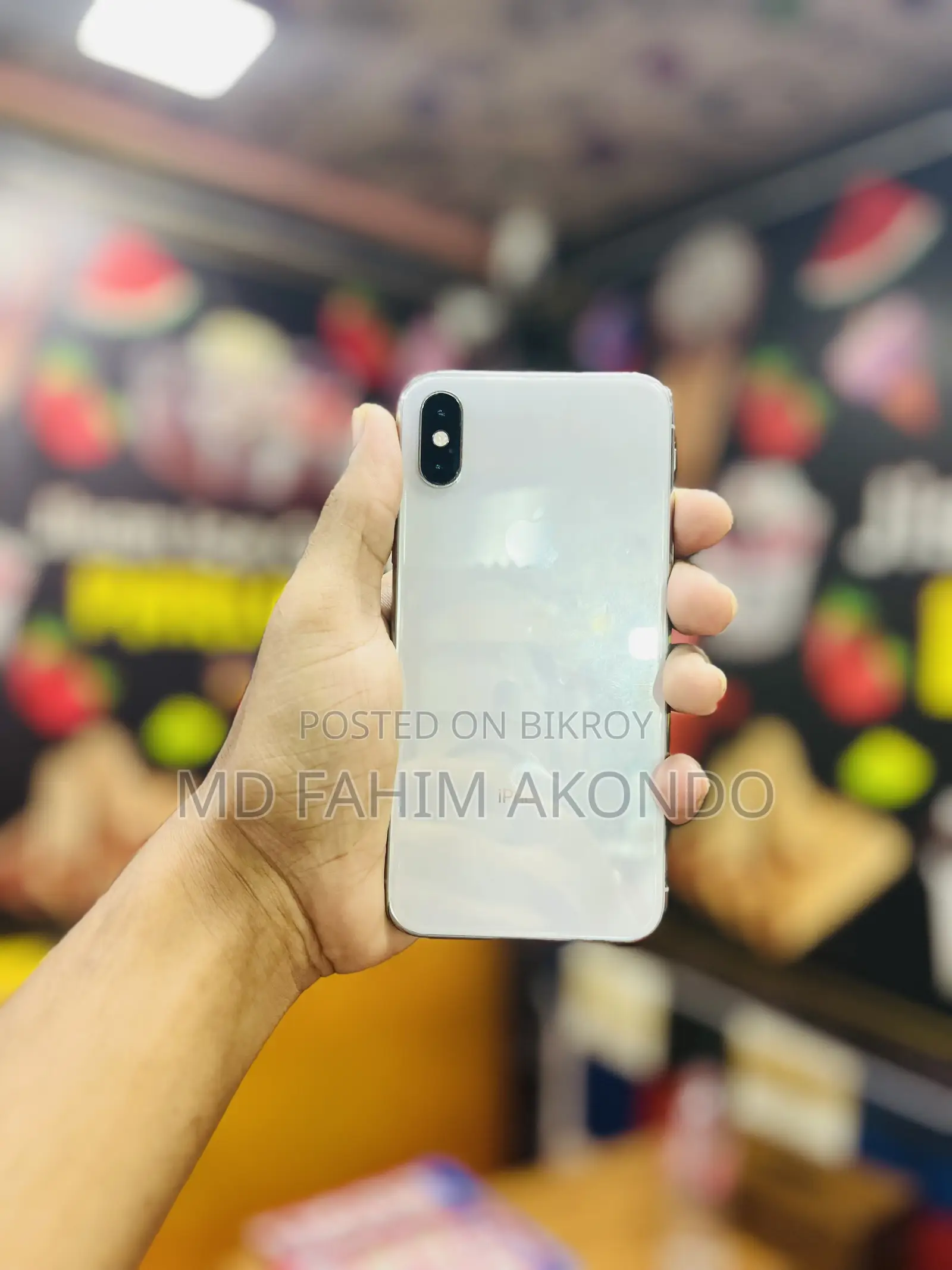 Apple iPhone XS 64 GB White