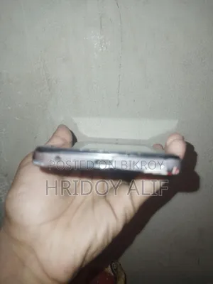 Vivo Y22s 128 GB Graphite