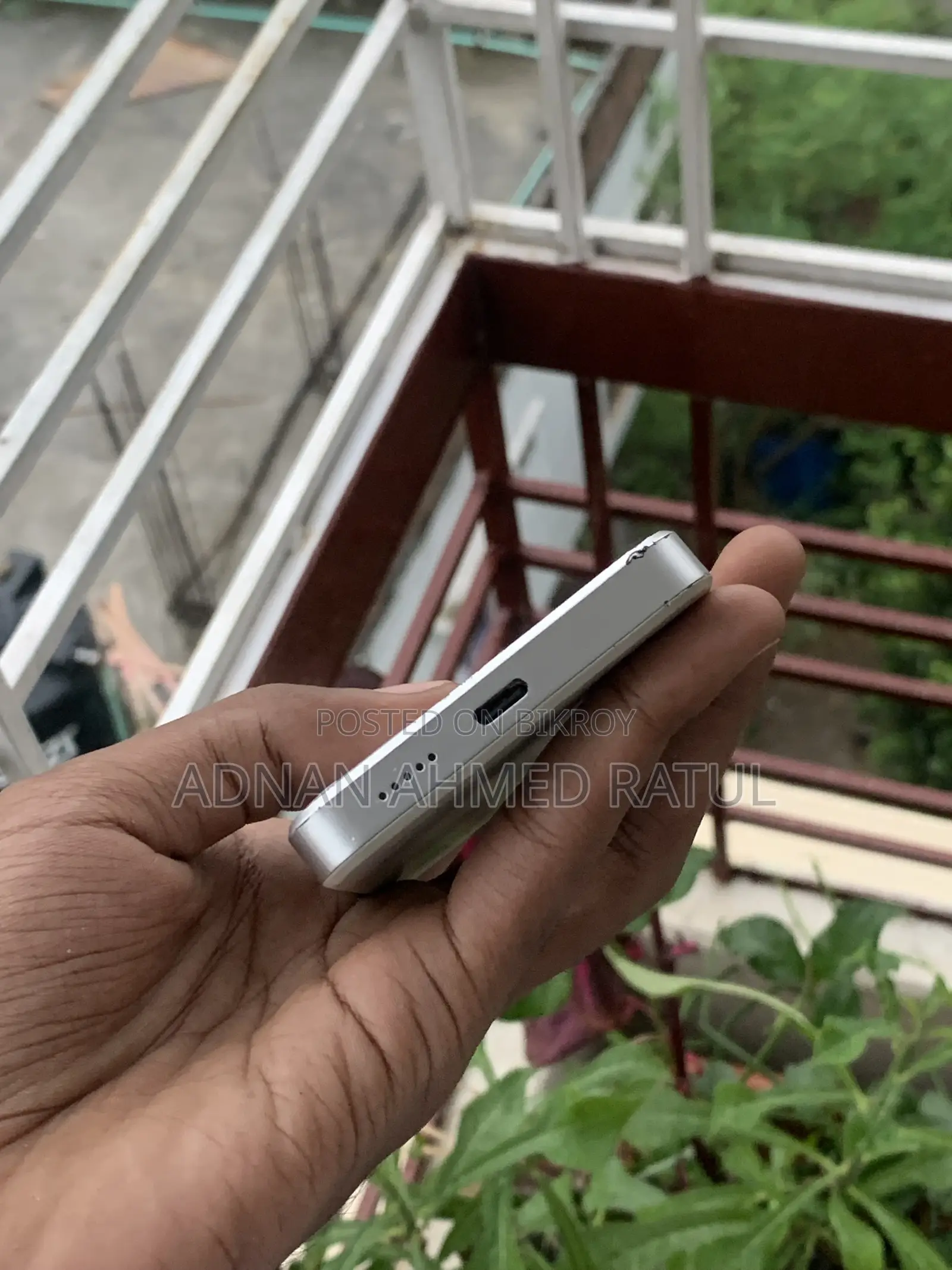 ম্যাগনেটিক ওয়্যারলেস পাওয়ার ব্যাংক মডেল: WP0150TA