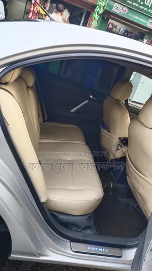 Toyota Premio 2003 Silver