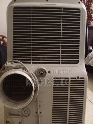 Midea Moving AC