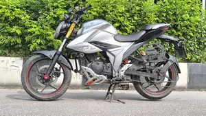 Suzuki Gixxer 2020 Silver