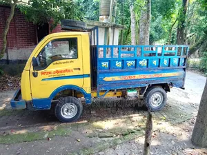 Tata Ace 2011 Yellow