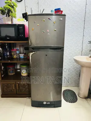 LG Fridge Is for Sell.
