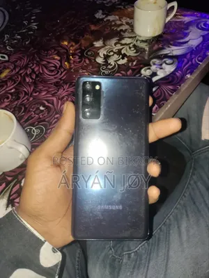 স্যামসাং গ্যালাক্সি এস২০ এফই ৫জি ২৫৬ জিবি ব্ল্যাক