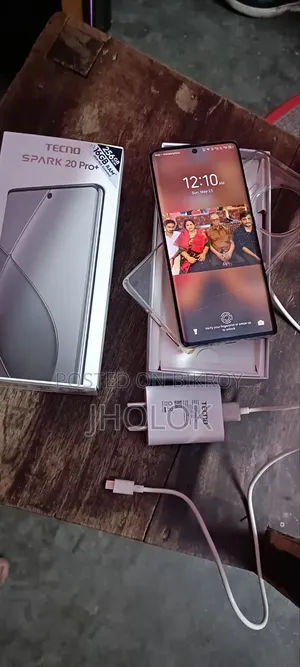 Tecno Spark 20 Pro Plus 256 GB White