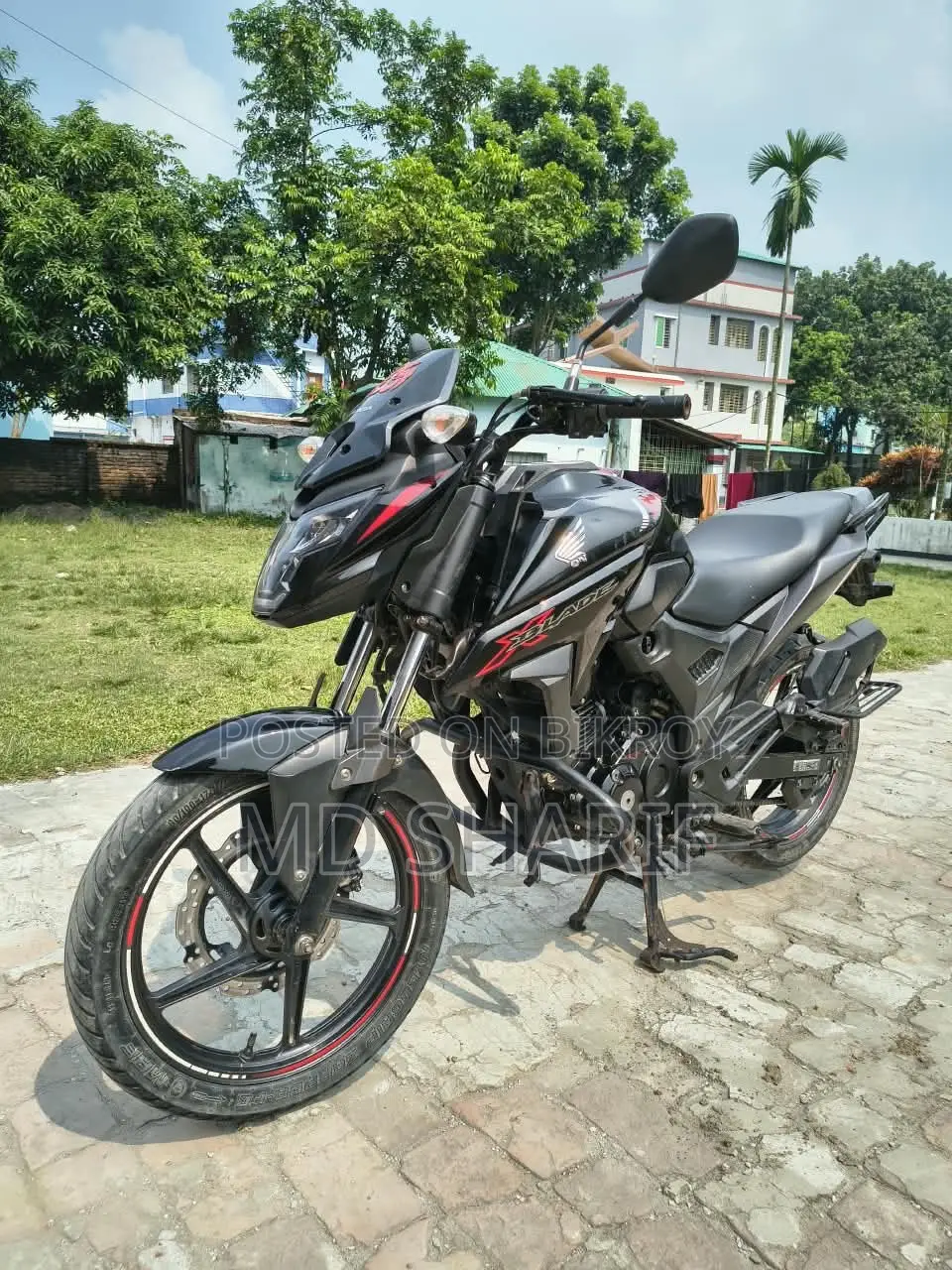 হোন্ডা এক্স-ব্লেড ১৬০ ২০২২ কালো