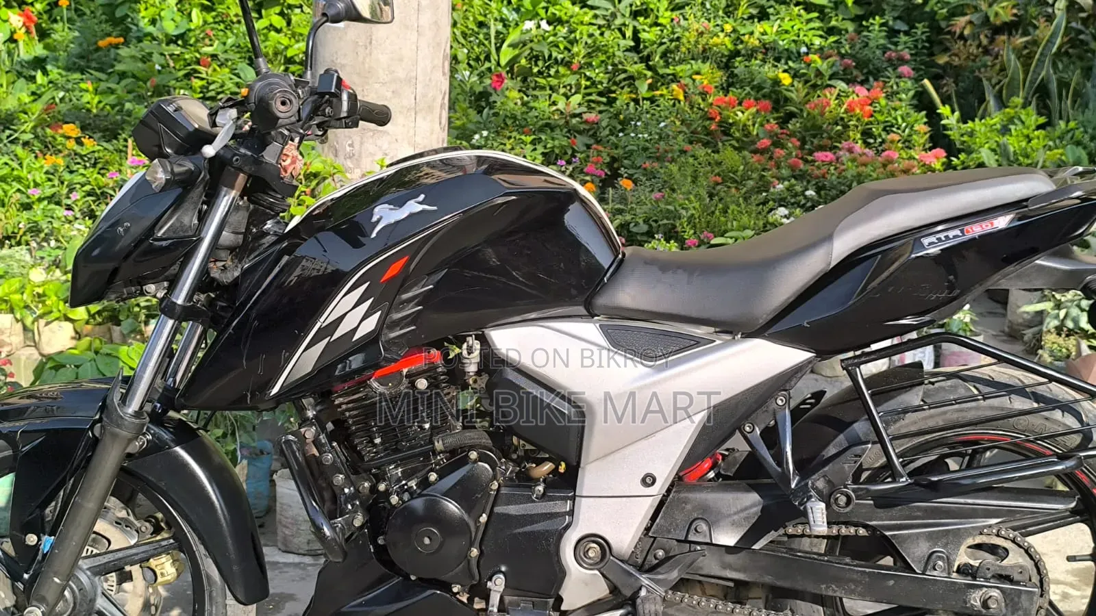 টিভিএস আপাচে আরটিআর ১৬০ ৪ভি ২০২৪ ব্ল্যাক