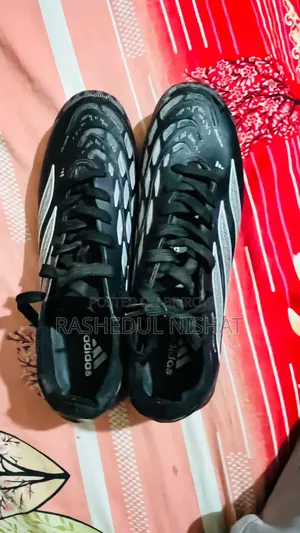Football Boot. একবার ব্যবহার করা ফুটবল বুট